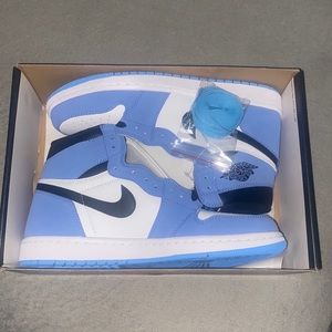 Jordan 1 university blue